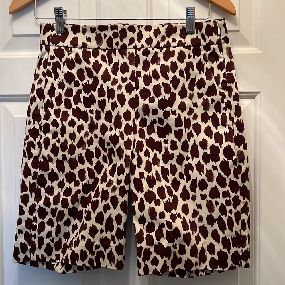 J Crew giraffe print shorts.  Stretch knit with front  pockets and size zipper.